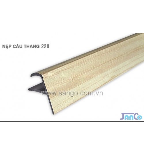 NẸP CẦU THANG 228