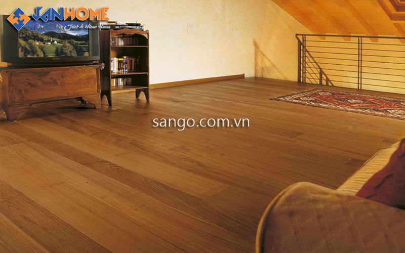 Sàn gỗ tự nhiên chất lượng tại JANHOME