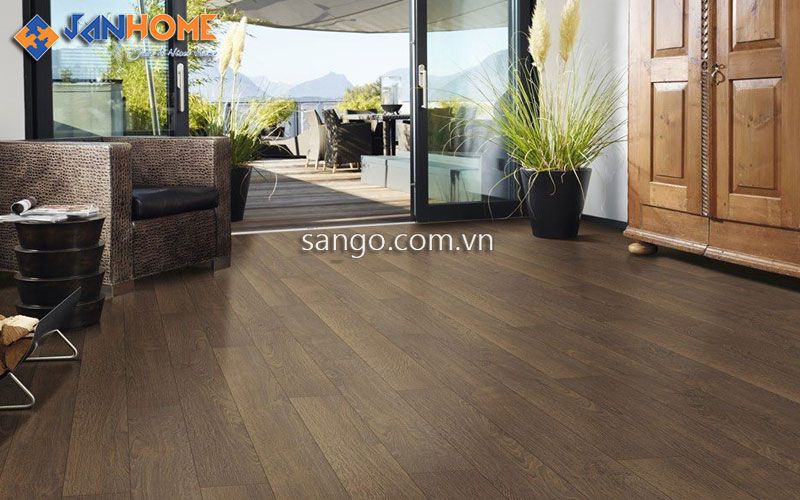 JANHOME cung cấp sàn gỗ công nghiệp tại kho