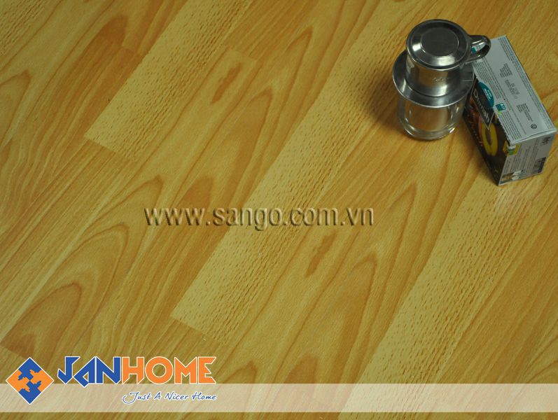 Nội, ngoại thất: JANHOME cung cấp sàn gỗ giá rẻ Hà Nội Cong-trinh-su-dung-san-go-gia-re-2220-31-8mm