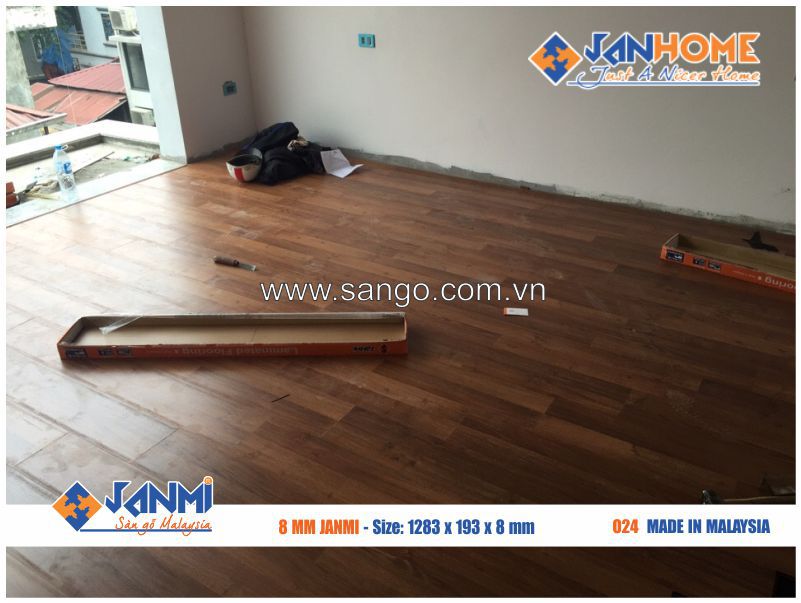 Sàn gỗ JANMI O24 sử dụng cho nhà riêng của chị Hà, Yên Hòa, Cầu Giấy