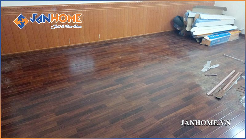 Sàn gỗ Ecofloor 30106 có tone màu sáng và sang trọng