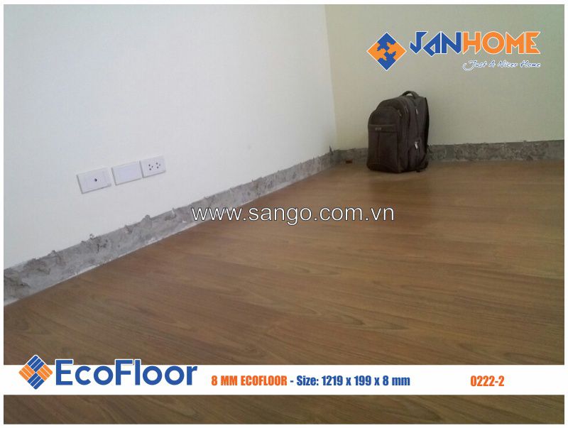 Thi công sàn gỗ Ecofloor cho nhà anh Kiên hoàn tất