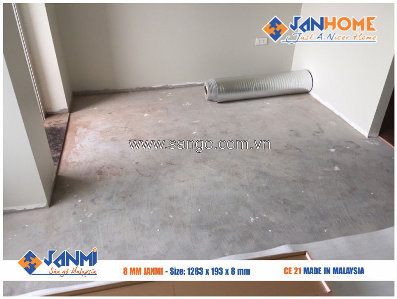 Sàn nhà ban đầu nhà anh Việt Anh trước khi thi công sàn gỗ JANMI CE21